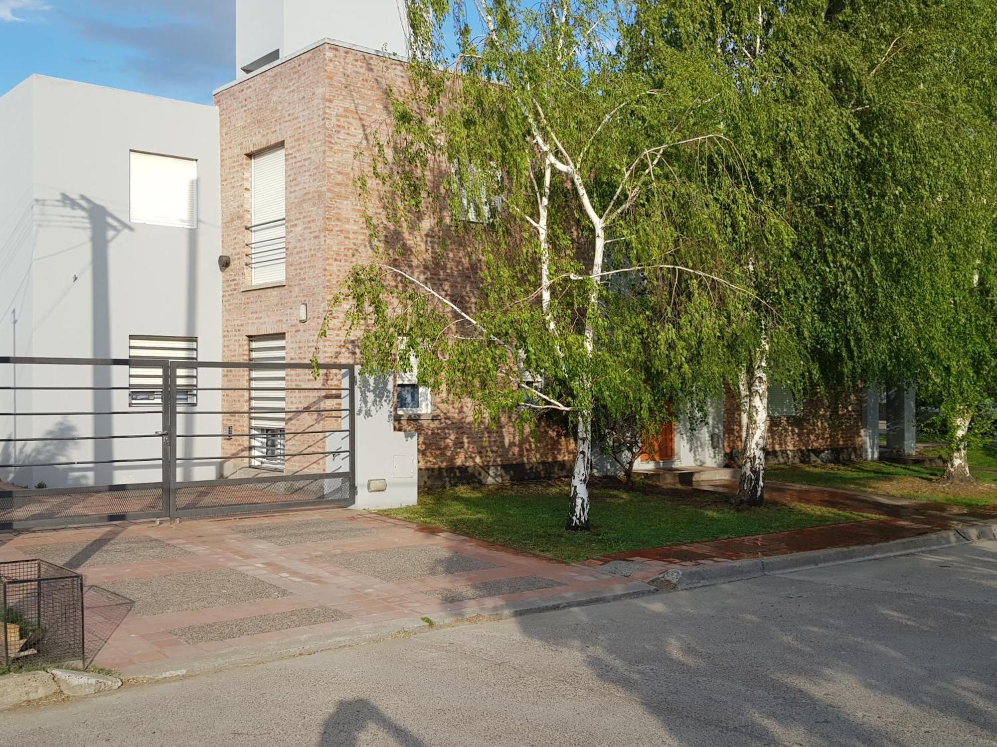 Departamentos Alsina 1 Daire Viedma Dış mekan fotoğraf